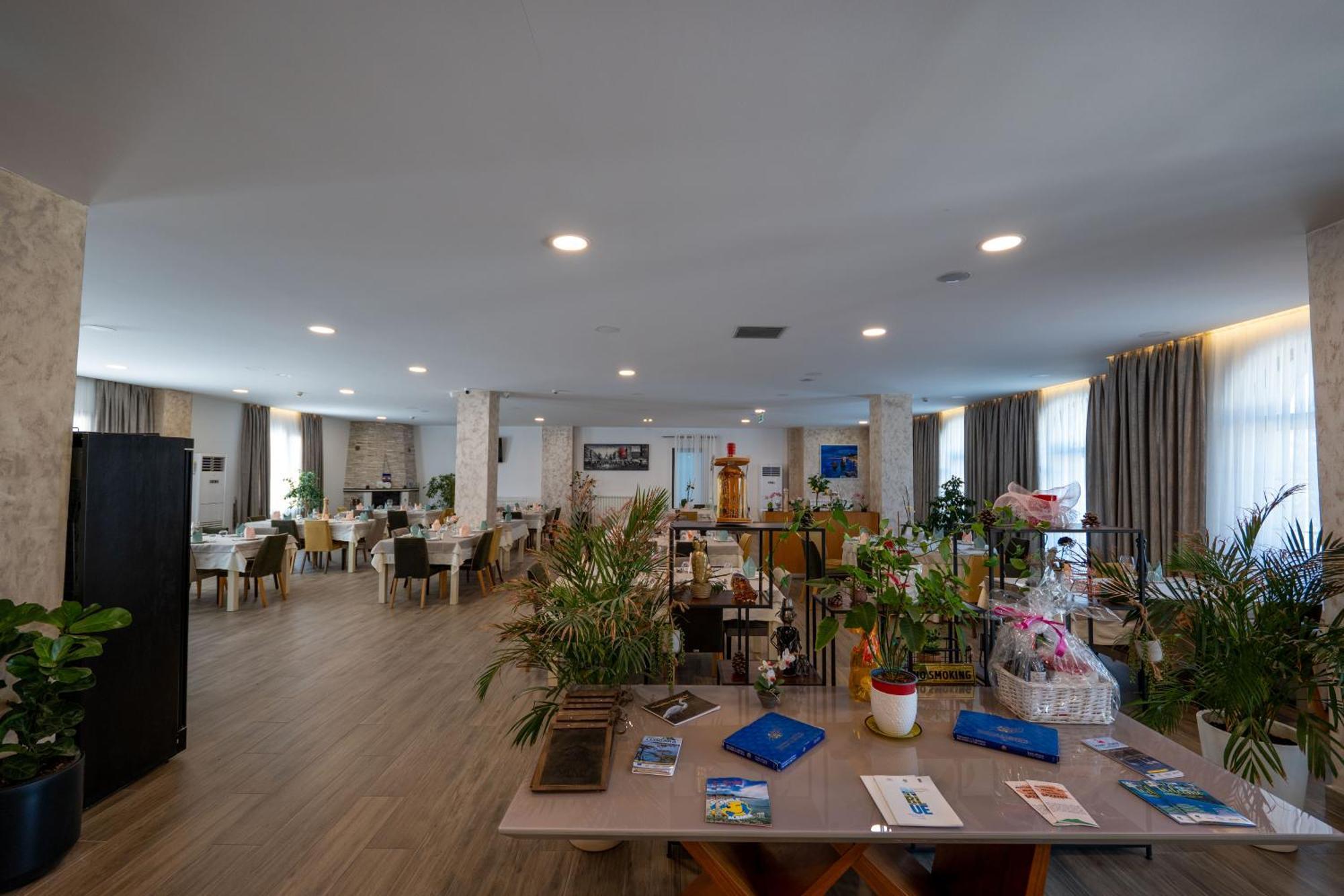 Acros Resort Vlore Luaran gambar