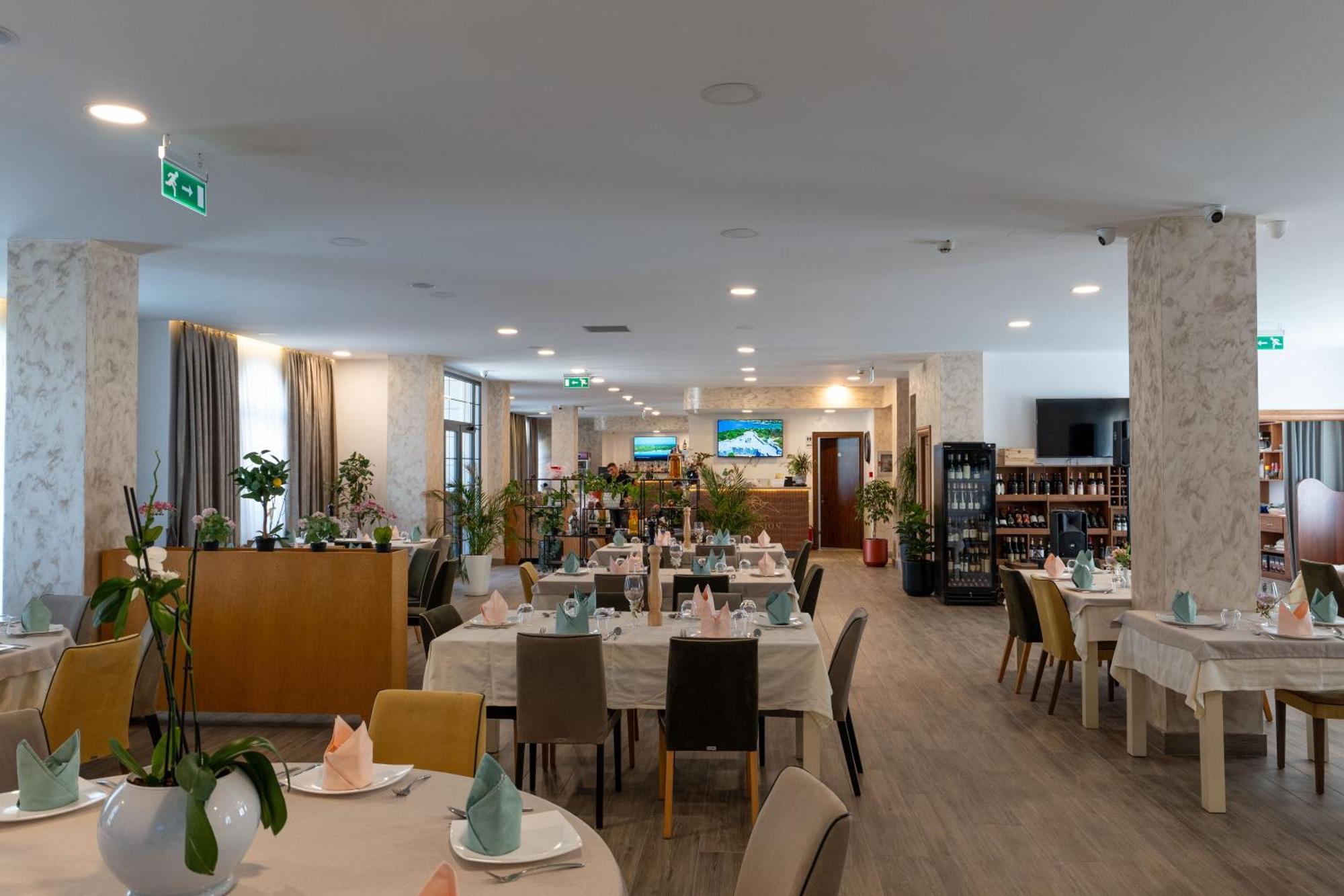 Acros Resort Vlore Luaran gambar